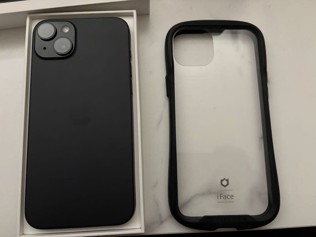 iPhone 15 Plus 256GB 本体　iFace Reflection