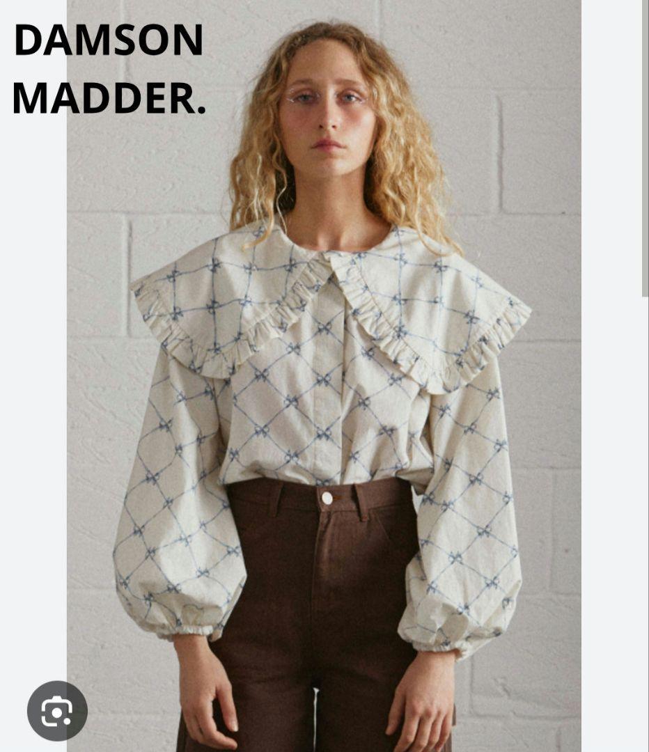 ダムソンマダー　ビッグカラーブラウス　ボリュームスリーブ　XL 相当　リボン柄