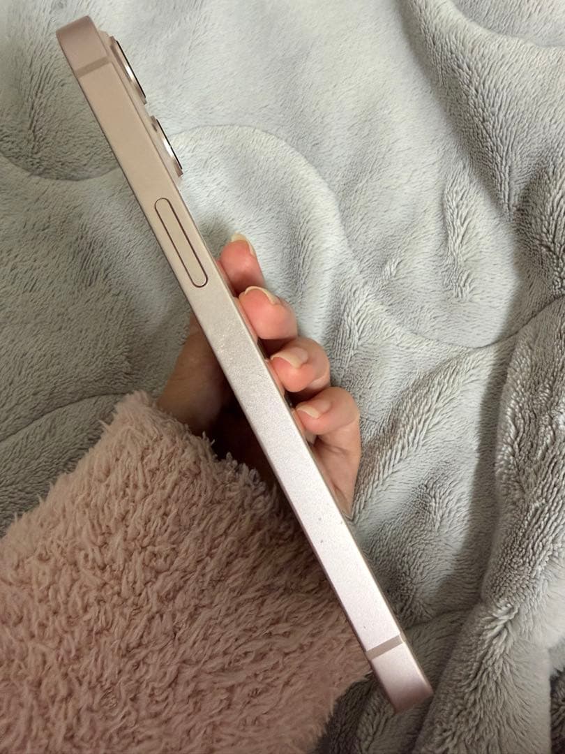 iPhone 13 256GB ピンク 本体【外箱＋付属品あり】