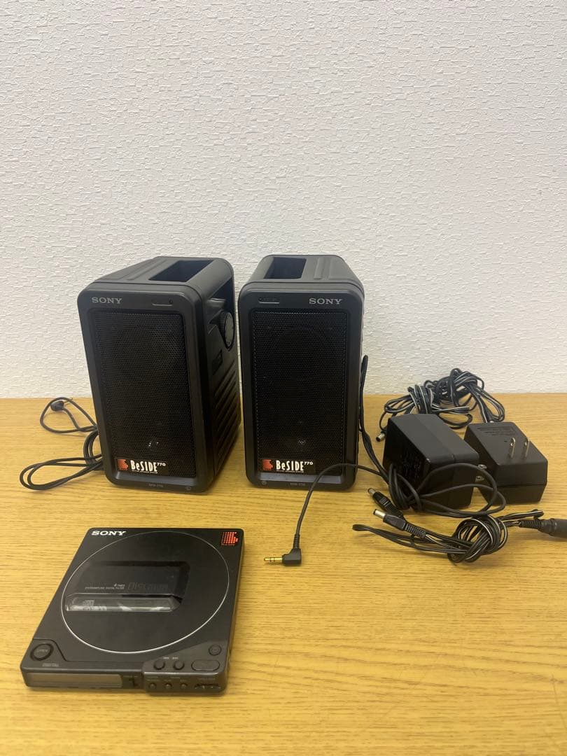 SONY Discman D-250 ポータブルCDプレーヤー　スピーカー付き