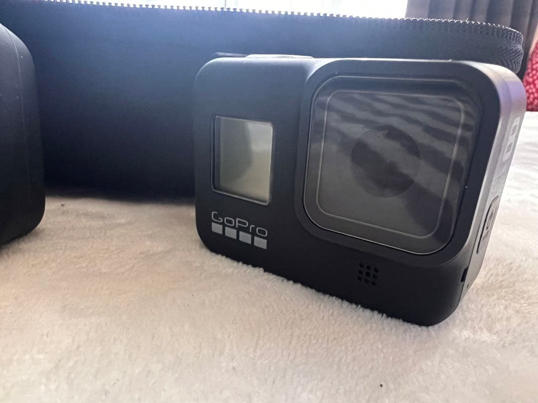 GoPro Hero 8 Black、バッテリーとアクセサリー付き。