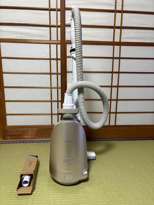 紙パック式クリーナー CV-KP900M 　日立