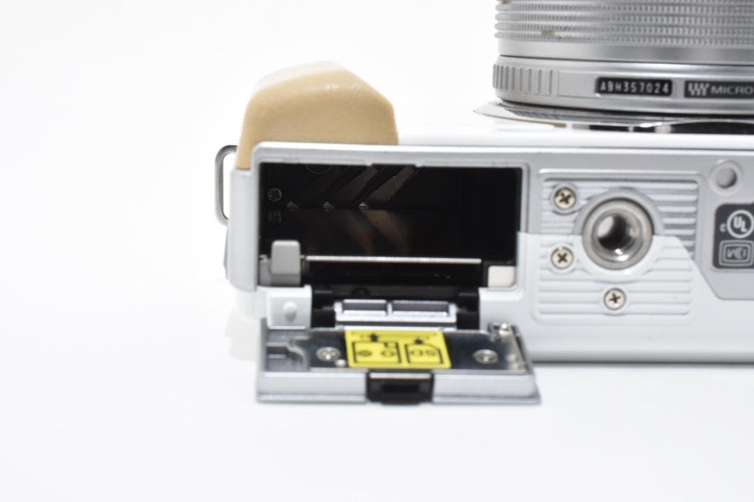 OLYMPUS オリンパス E-PL1＋14-42mm レンズセット カメラ