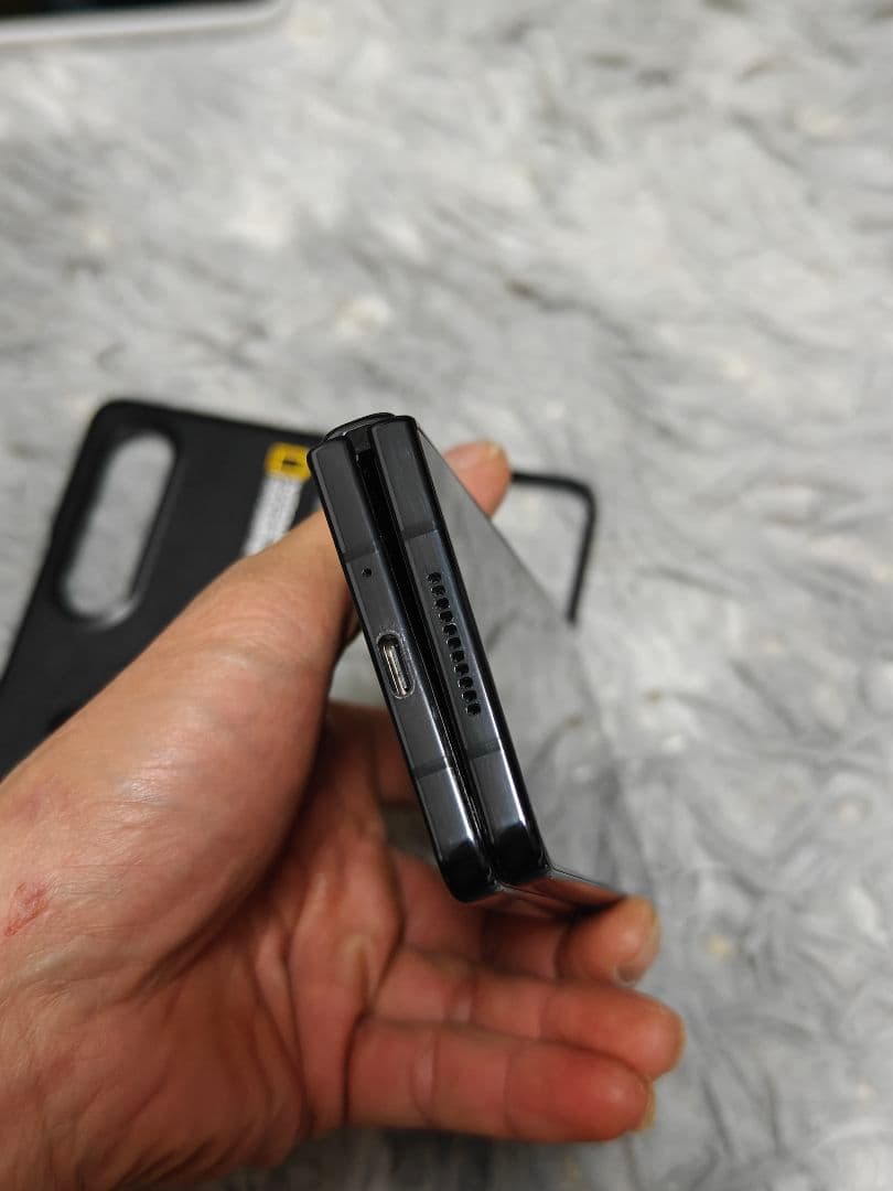 Samsung Galaxy Z Fold 4 12/512gb ケース付き