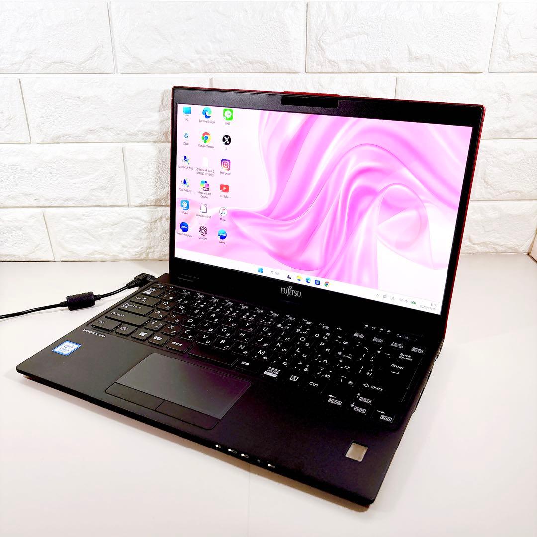 薄型で軽量✨第８世代 i5 快適SSD フルHD ノートパソコン 富士通