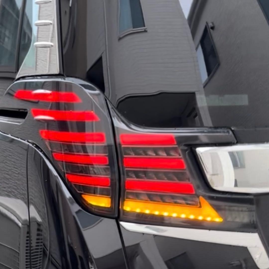 【Y】ヴァレンティ　30ヴェルファイア前期　テールランプ