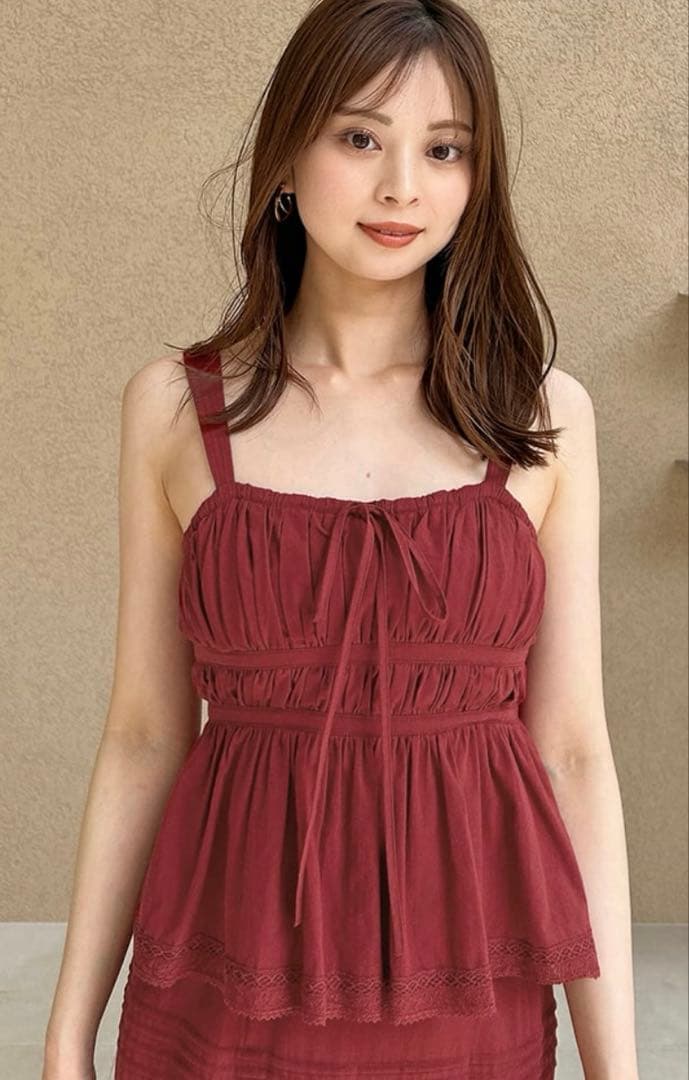 完売色♥️新作商品✨️SNIDEL スナイデル コットンキャミブラウス