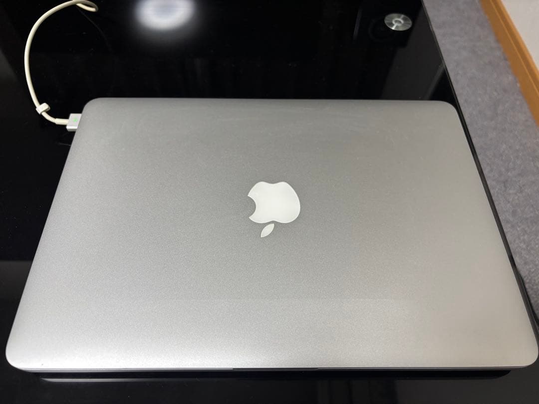 Apple MacBook Pro シルバー 本体 early 2015
