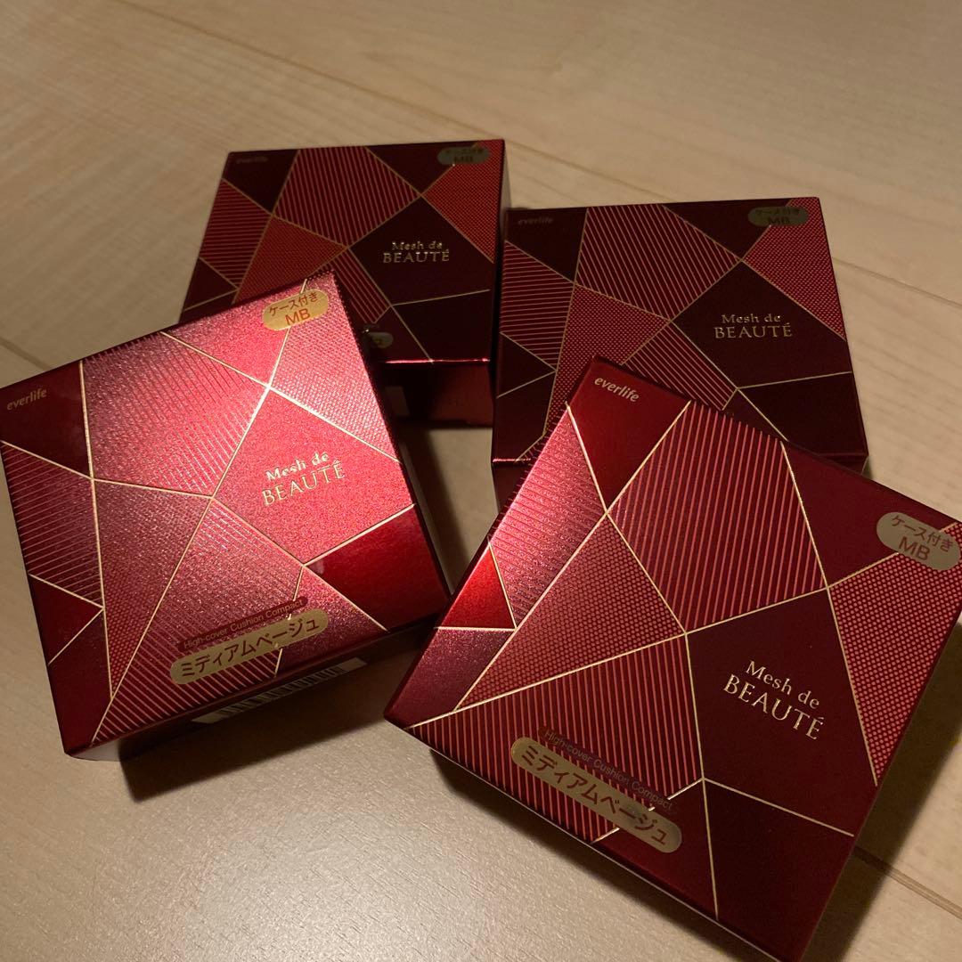 メッシュドボーテハイカバークッションファンデーション　4個　ミディアムベージュ