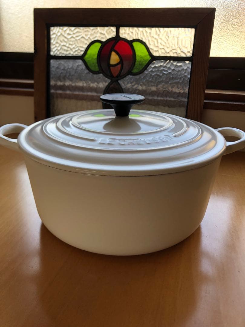 AK　ルクルーゼココットLe Creuset ホーロー鍋ホワイト24cm