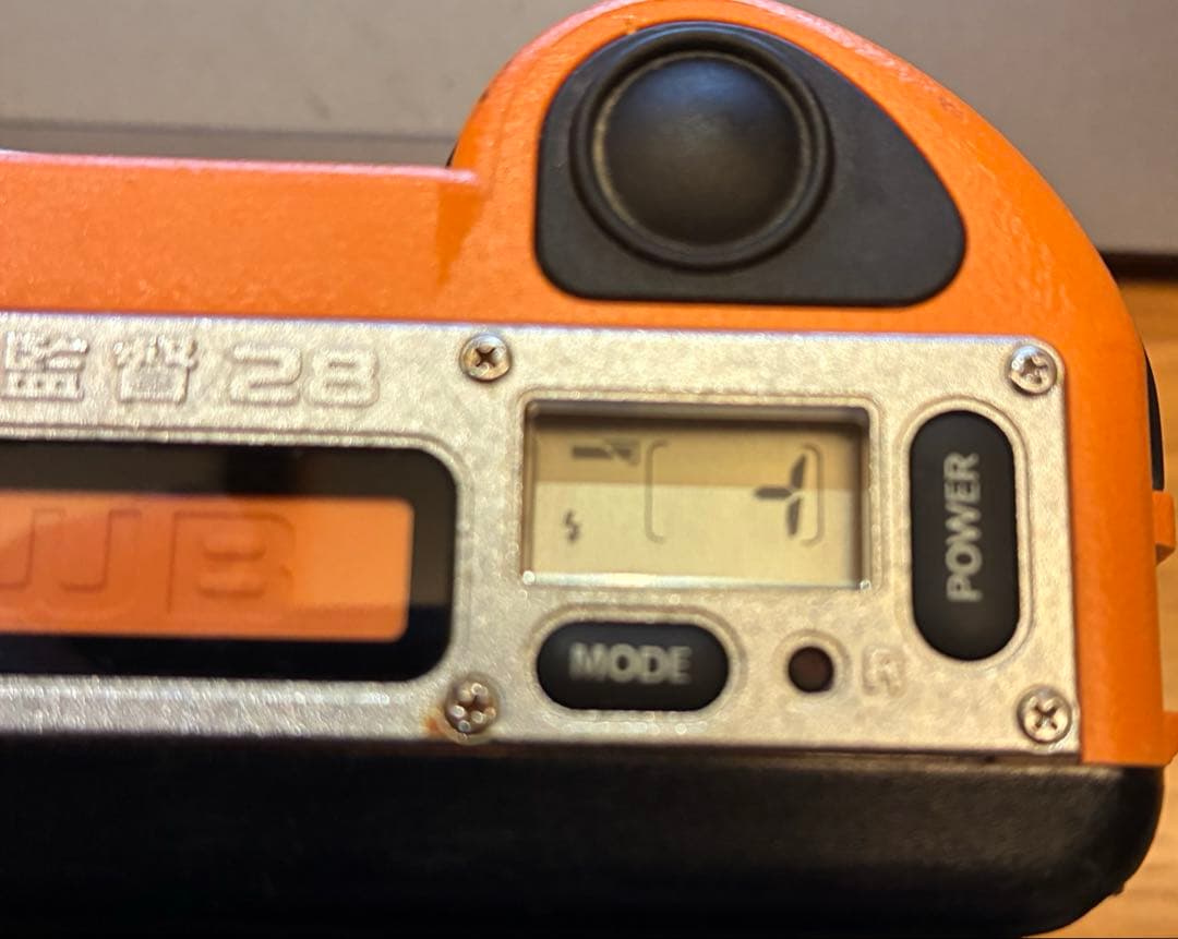 Konica コニカ 現場監督 28 WB ECO オレンジ フィルムカメラ