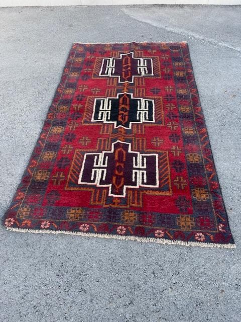 ペルシャのバルーチ ヴィンテージ古いエジプト デザイン ラグ 196x113cm