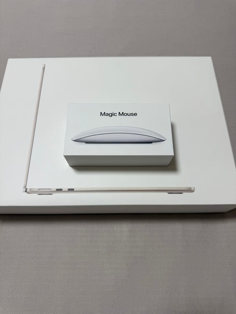 MacBook Air本体 スターライトMagic Mouse付き
