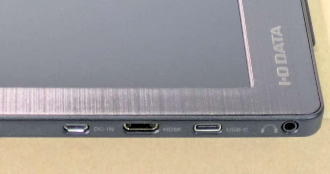 未開封・未使用品 ・LCD-CF131XDB-M