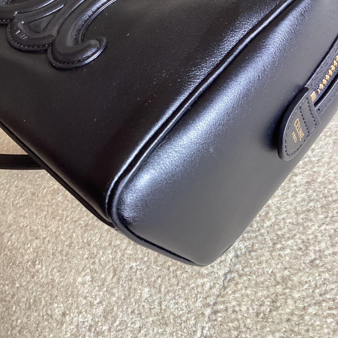 お決まり品　セリーヌスモールボストンバック黒トリオンフ