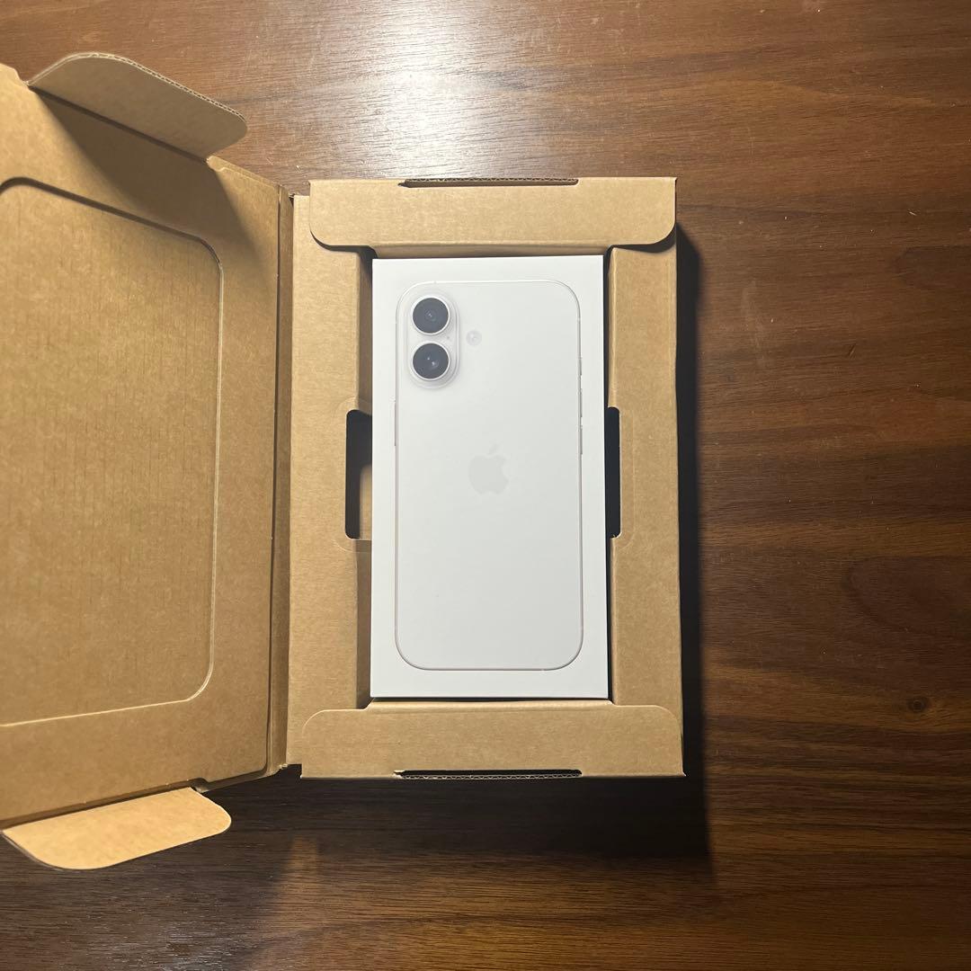 【新品未開封】iPhone17 256GB SIMフリー