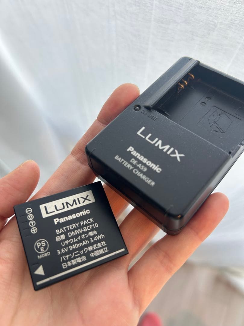 デジカメ　パナソニック　LUMIX DMC-FX66 14メガピクセル