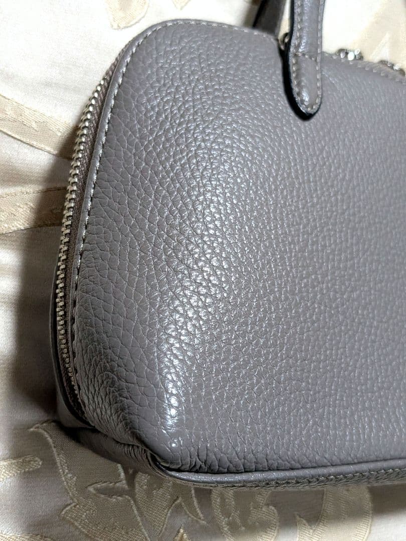 グレー ハンドバッグ