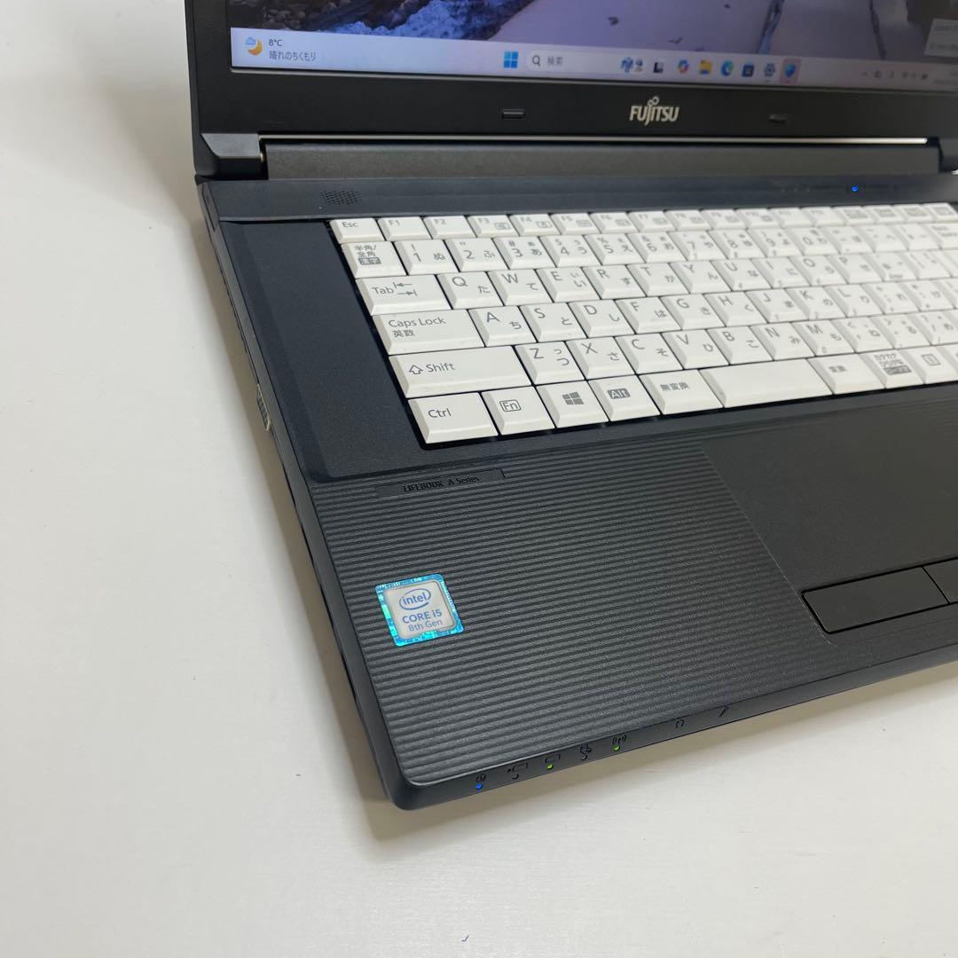 #789 富士通 Lifebook A748 i5-8365U 8GB 256G