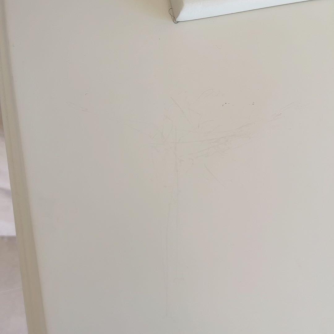 emiri　　アンティーク　シャビーシック　ドレッサー　白家具　デスク