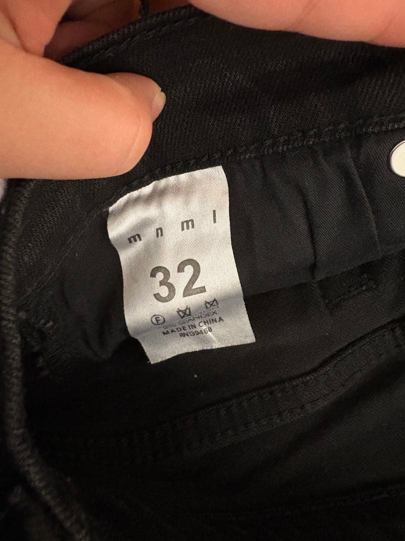 mnml ブラックデニム パンツ 32サイズ