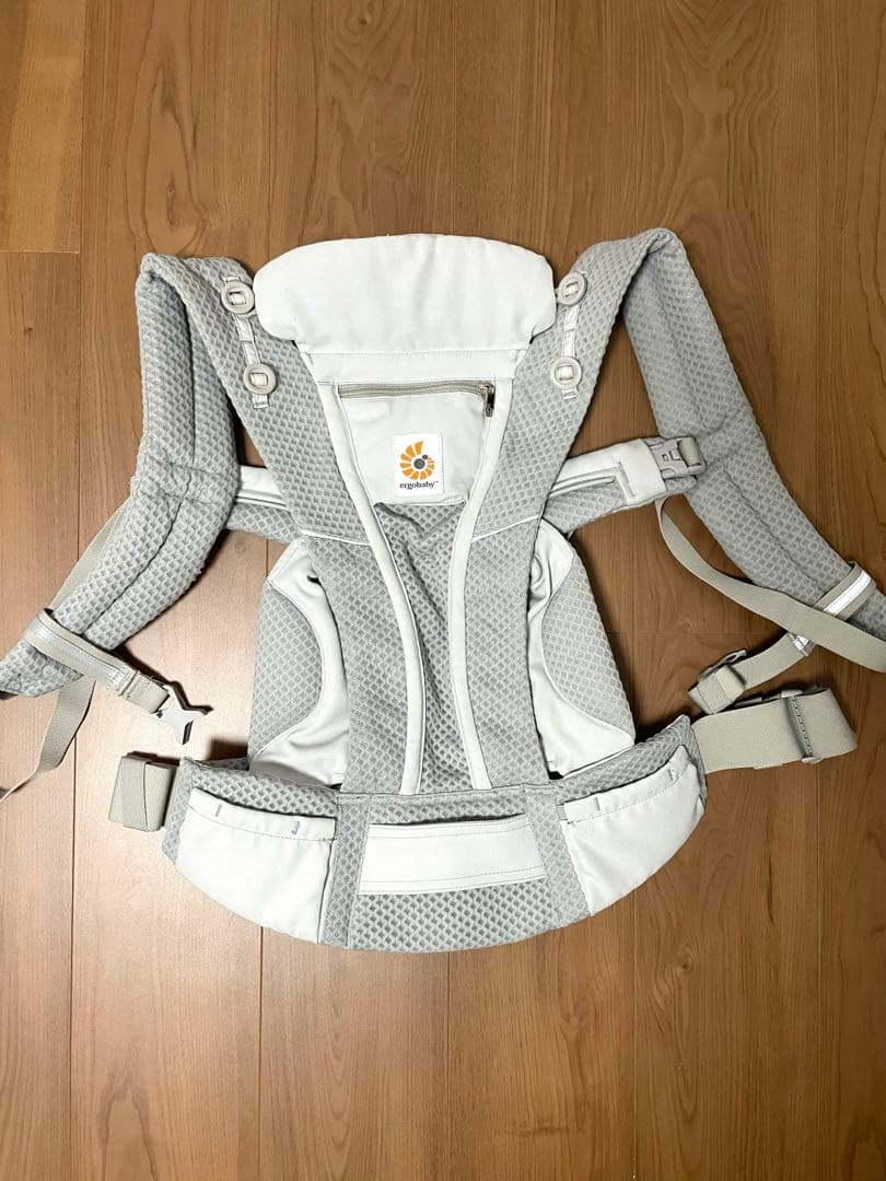 オムニブリーズ パールグレー エルゴベビー