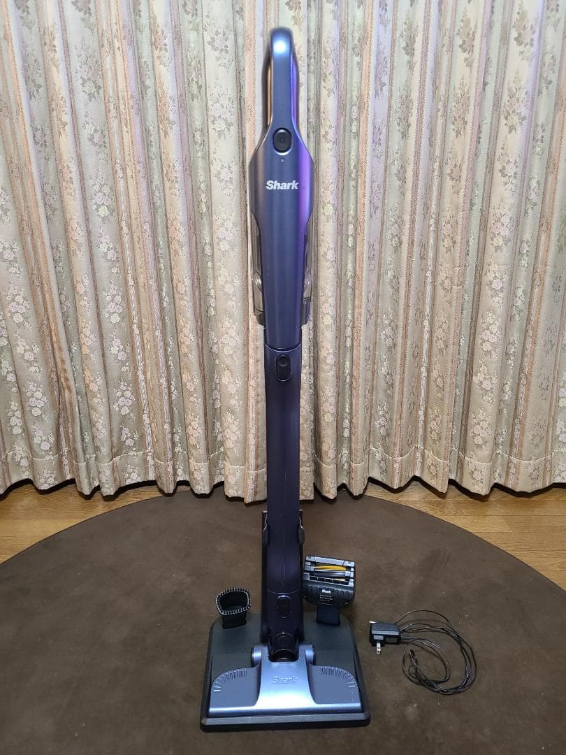 Shark シャーク スティッククリーナー ノズル3種付き