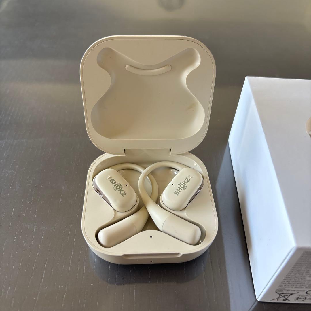 イヤホン Shokz Openfit