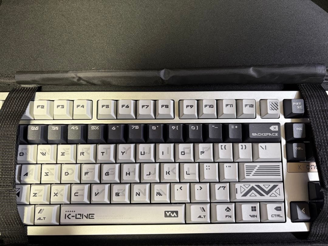 WEIKAV x MORKBLADE K-ONE 80 カーボンファイバーモデル