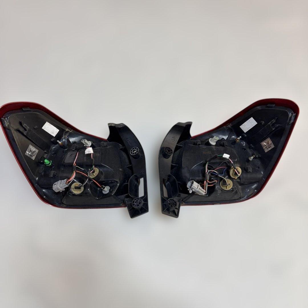 スバルSUBARU GP型テールライト LED左右セット 日本製COLIN社外品