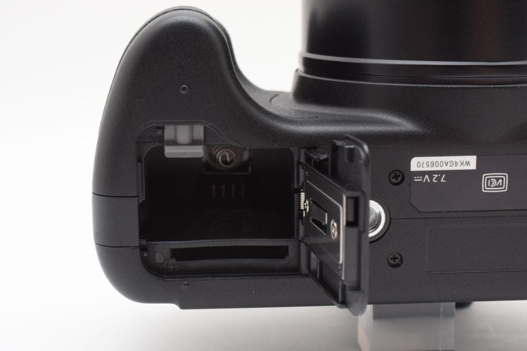 ■ ほぼ新品 ■ パナソニック　Panasonic DC-FZ85D