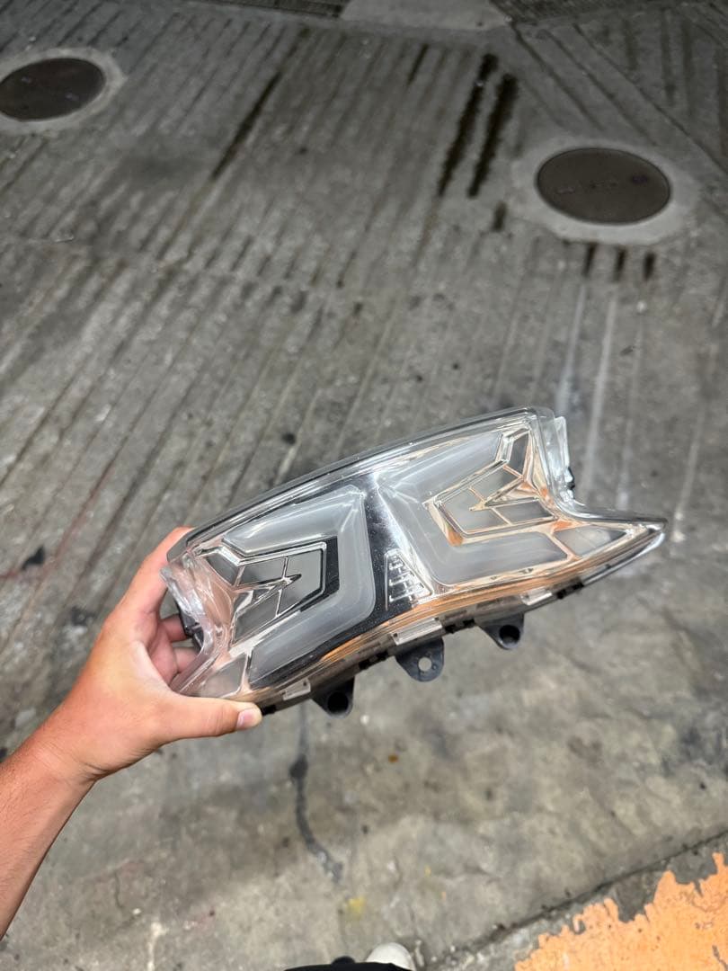 PCX jf56 廃盤のキジマテールランプ