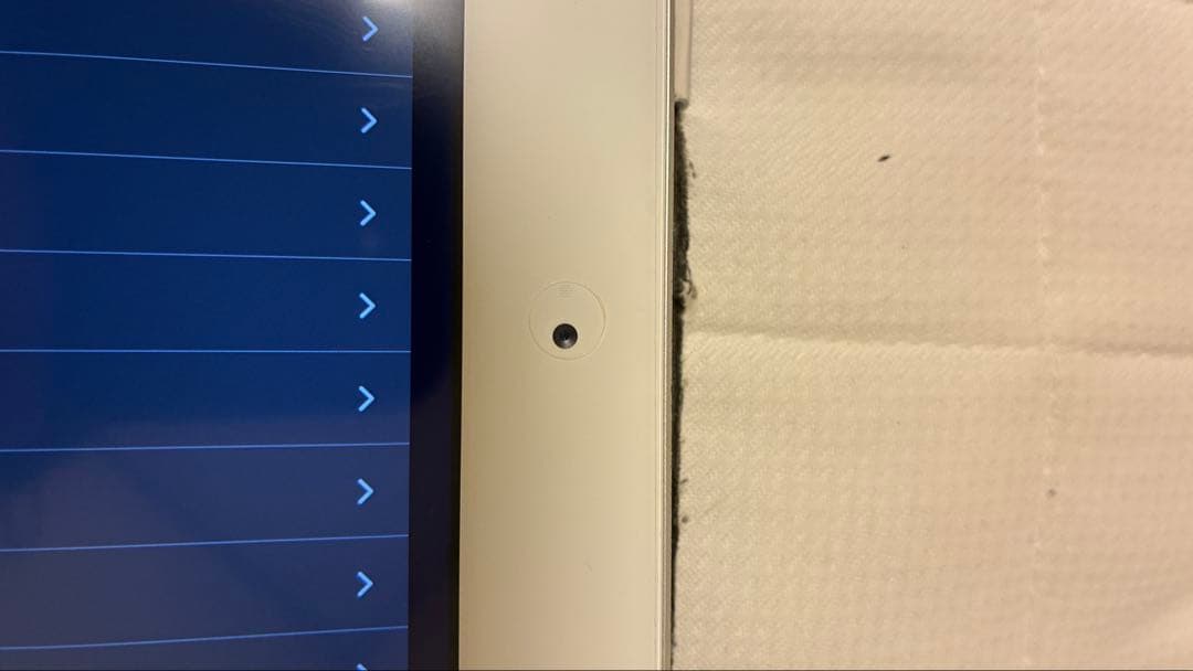 【美品】Apple iPad シルバー　6世代　Wi-Fiモデル　32GB