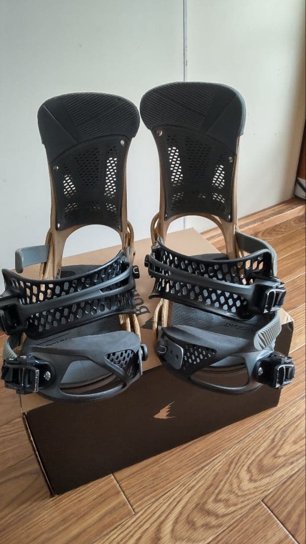 バートン マラビータ　Mサイズ