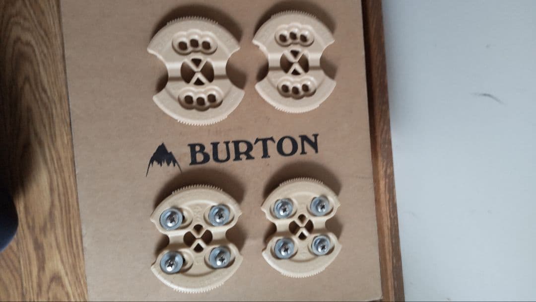 バートン マラビータ　Mサイズ