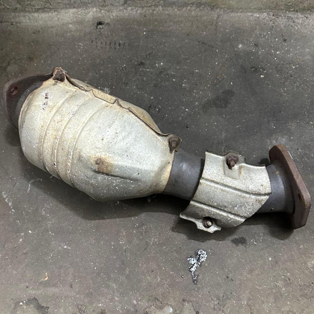 TOYOTA JZX100 1JZ-GTE用 純正触媒