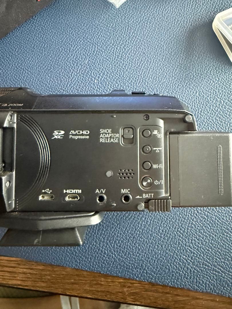 Panasonic HC-WX970M 4Kビデオカメラ　セット32GB 25倍