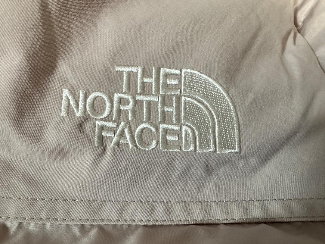 XL⭐️最新⭐️ピンク⭐️ヌプシ　ダウンジャケット⭐レディース⭐ザノースフェイス