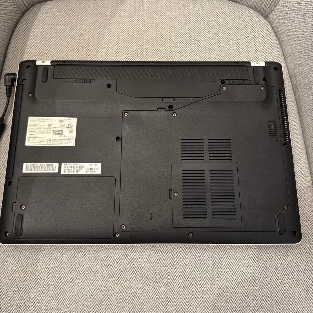 Fujitsu Windows 11  ノートPC Corei7 SSD