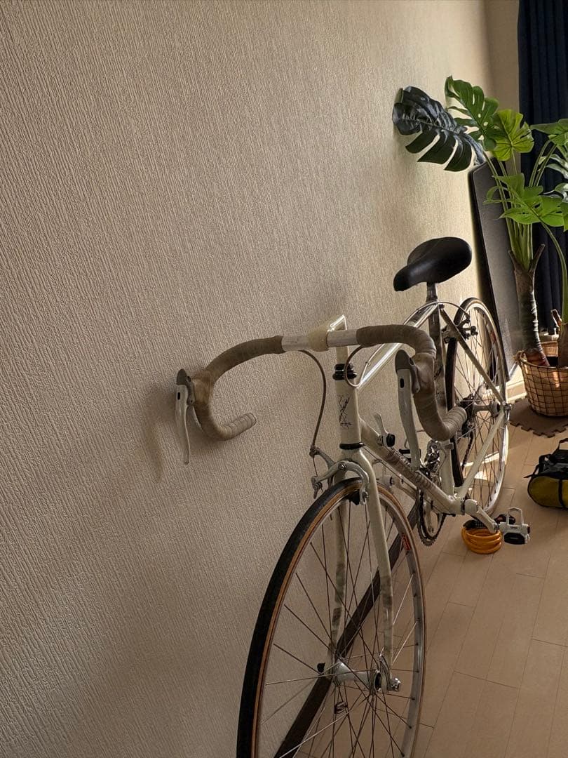 美品　ロードバイク　ガンウェル　鍵とバック付き