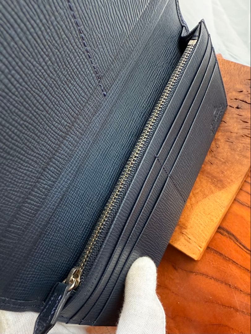 日本製/箱付/未使用/VivienneWestwoodオーブ/長財布