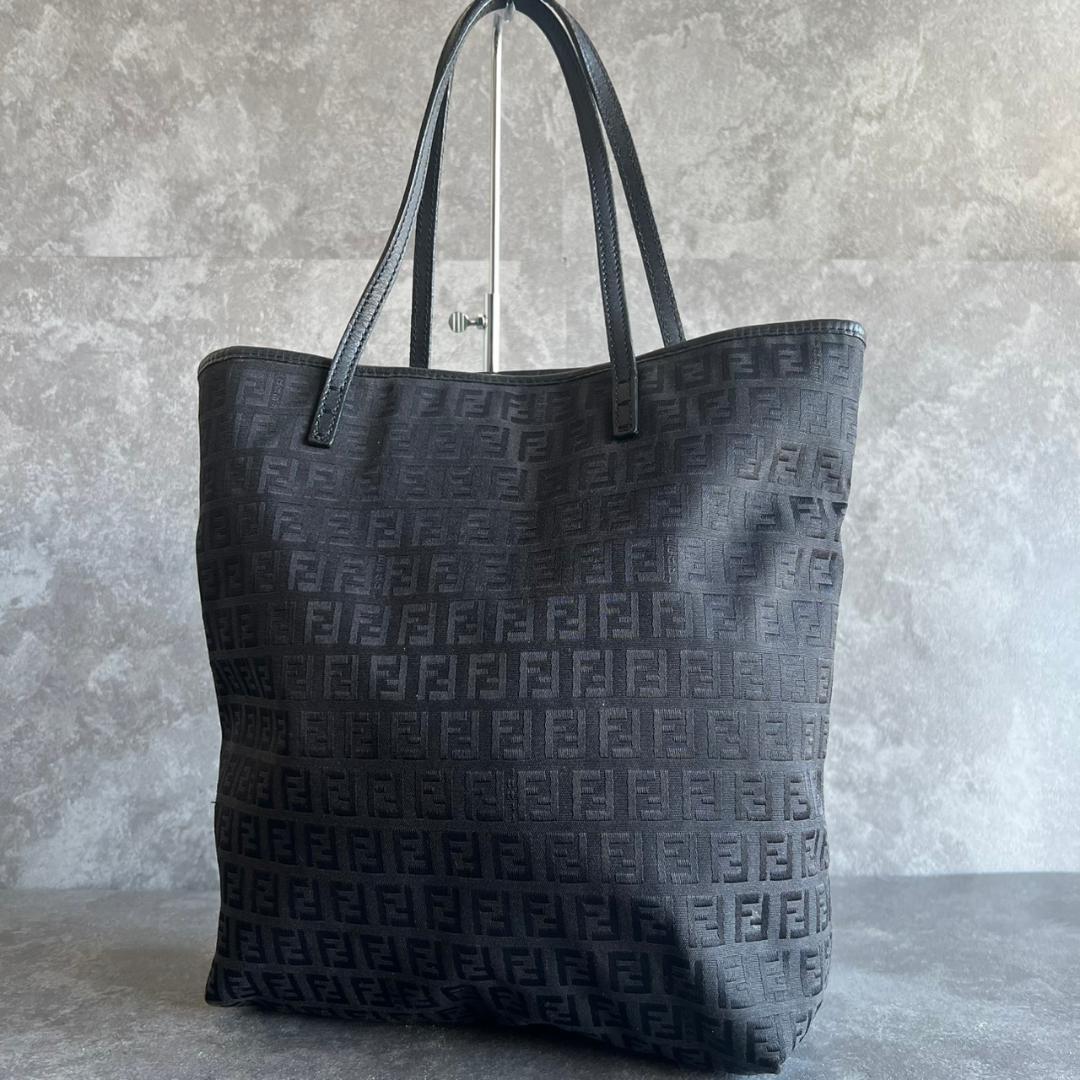 ⭐️FENDI⭐️ フェンディ ズッカ柄 キャンバス トートバッグ ブラック