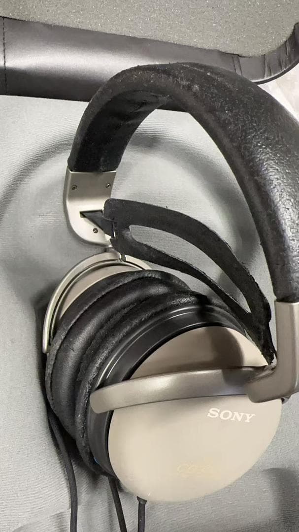 SONY索尼 MDR-CD3000 耳机。停産モデル。