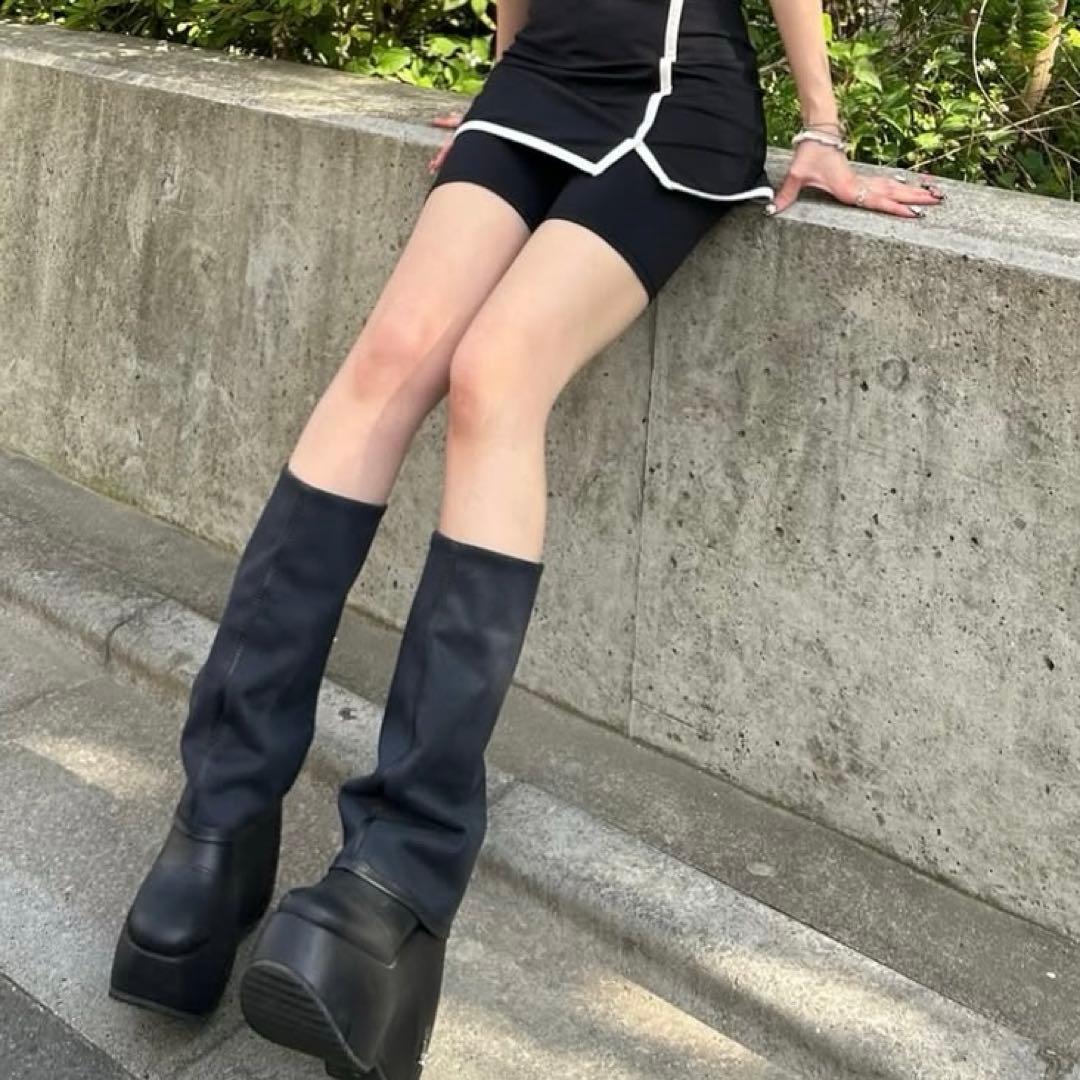 YELLO ブラック ロングブーツ 高ヒール 厚底