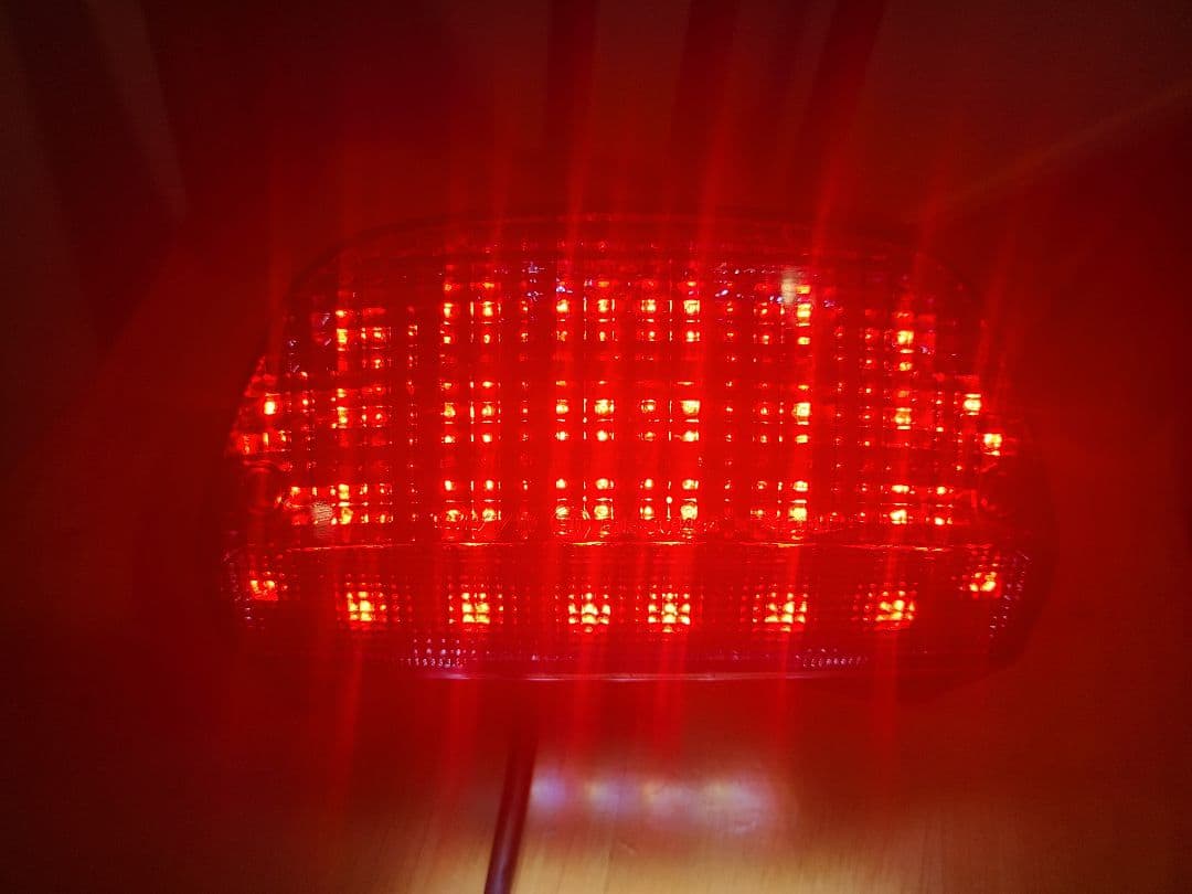 ゼファーχ　POSH Faith LEDテールランプ