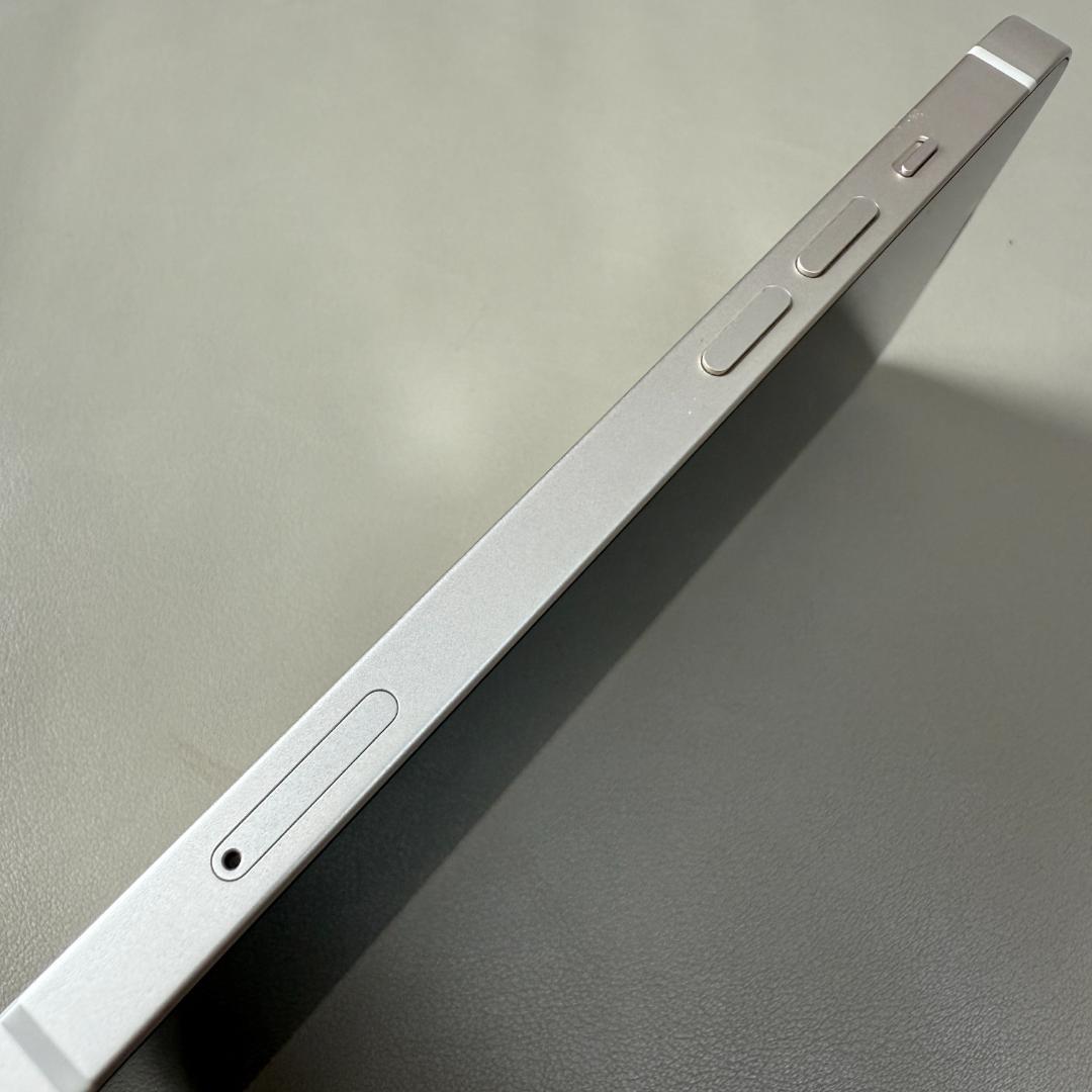 美品✨iPhone13 256GB MLNJ3J/A SIMロック解除済