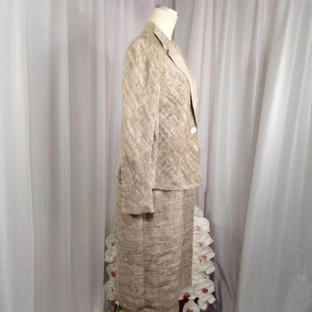 【美品】ヨシエイナバ　40 茶系　リネン100%　スーツ