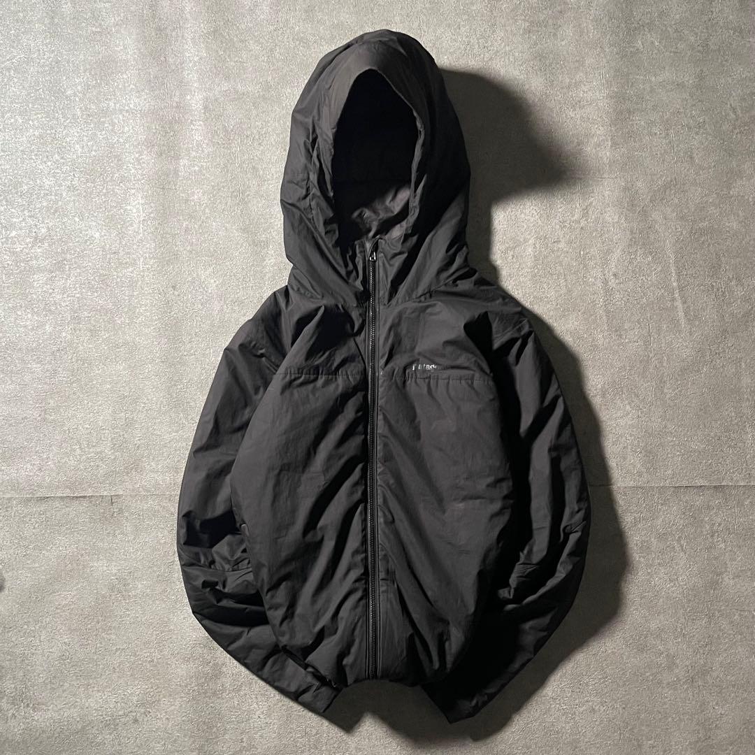 き*ん様 Patagonia マイクロパフフーディー 黒 ブラック ナイロンジャ