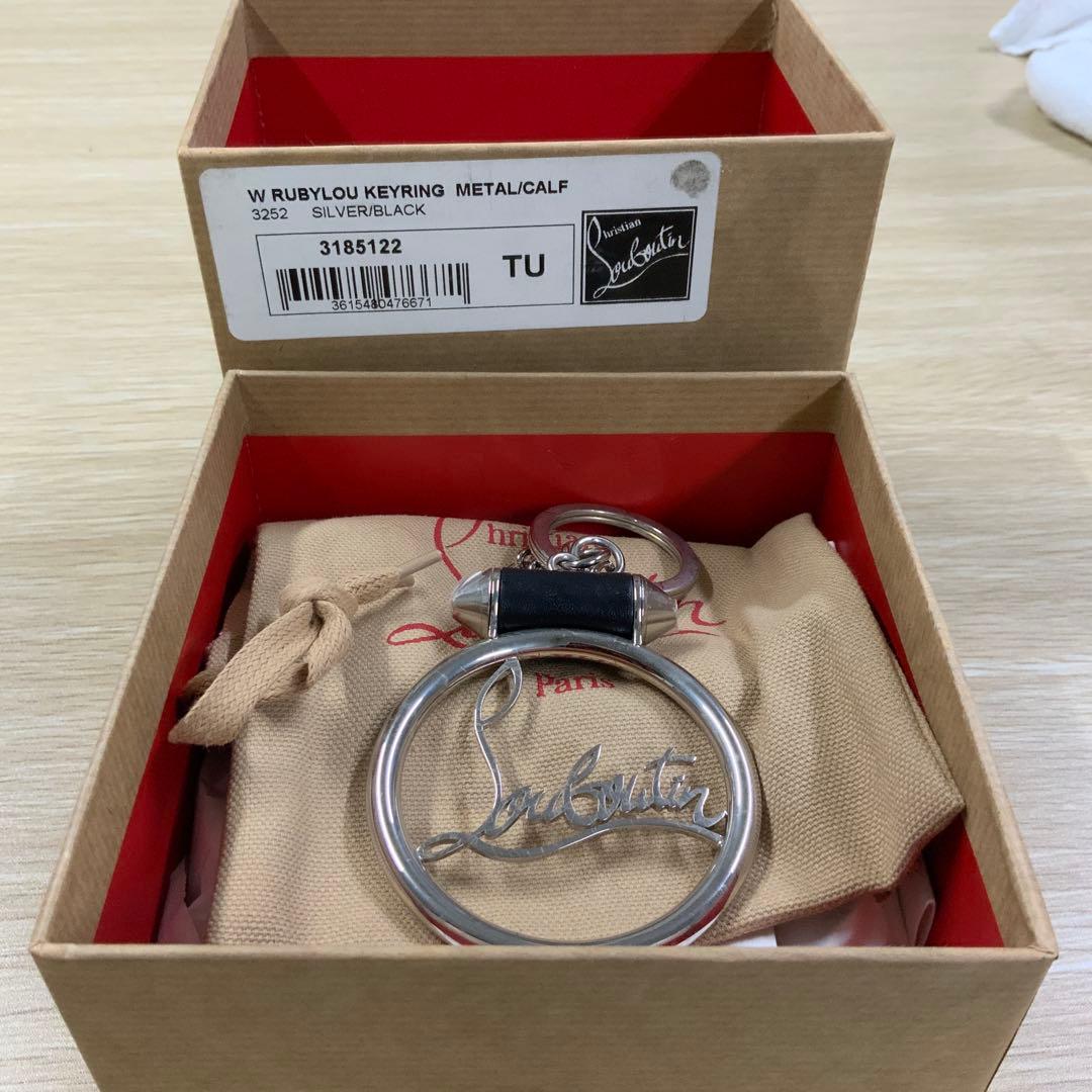 W RUBYLOU KEYRING シルバー/ブラック最終値引き