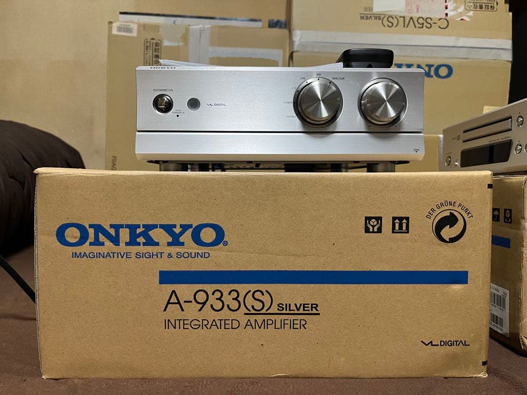 Hooliganです。ONKYO A-933 C-733